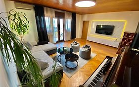Slavante Residence